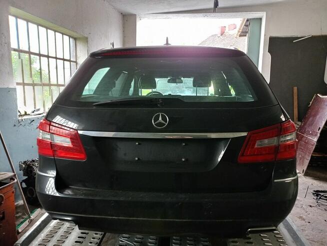 Mercedes e klasa w 212 klapa tył kompletna z lampami elektry