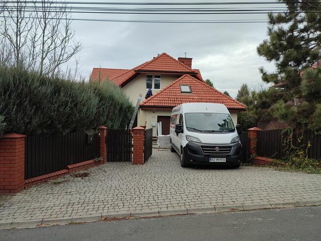 Ocieplanie celulozą i naprawa izolacji po kunie