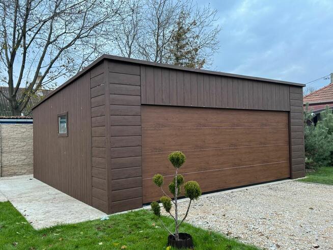 Garaż blaszany brama segmentowa