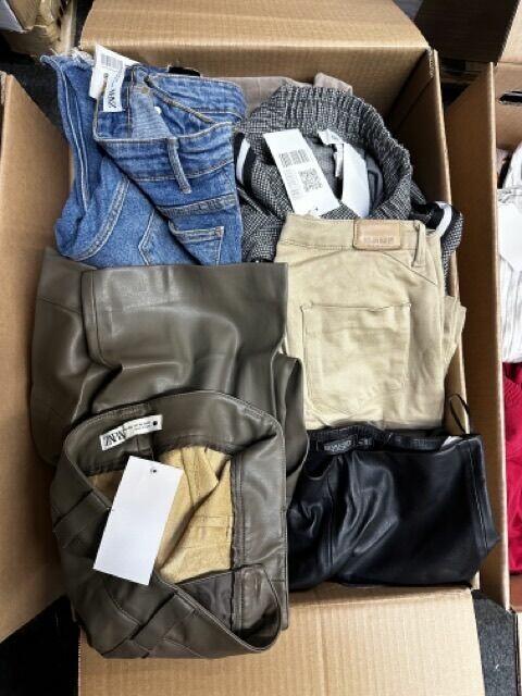 Odzież second hand zara berskha H&M tommy boss Mkors espirit