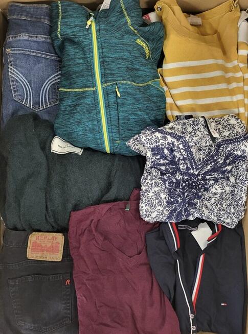 Odzież second hand zara berskha H&M tommy boss Mkors espirit