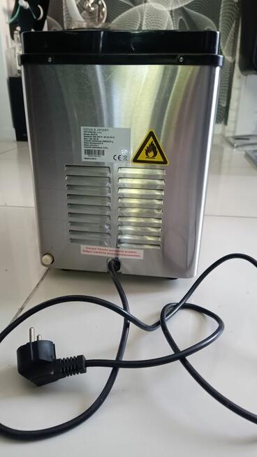 Kostkarka do lodu GÖTZE & JENSEN IM701X Inox