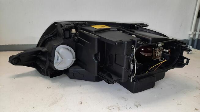 Reflektor PRAWY AUDI TT 8N 98-06