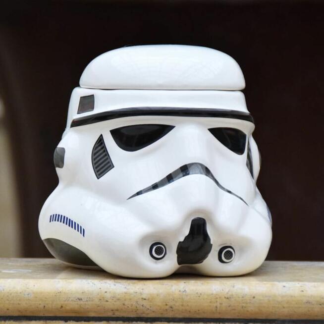 STAR WARS – Pojemnik na przybory + prezent