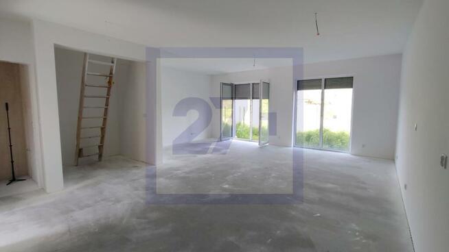 ▶5 Pokoi ✔Światłowód ✔Garaż ✔Taras ✔Gładzie ✔Alarm