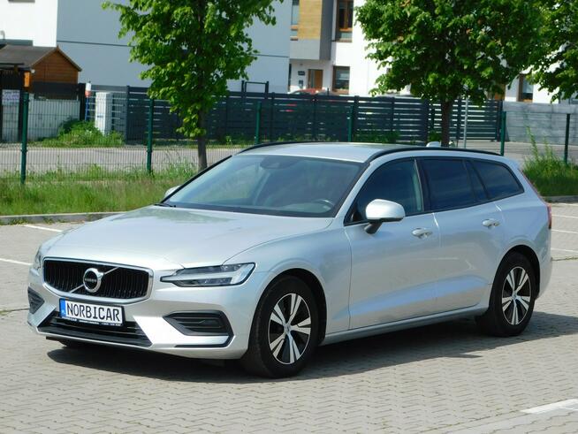 Volvo V60 z Gwarancją_12 Miesięcy_Model=2021r