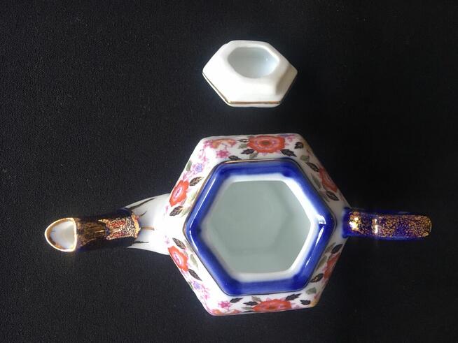 Stary imbryk dzbanek mini porcelana The Quenns Collection