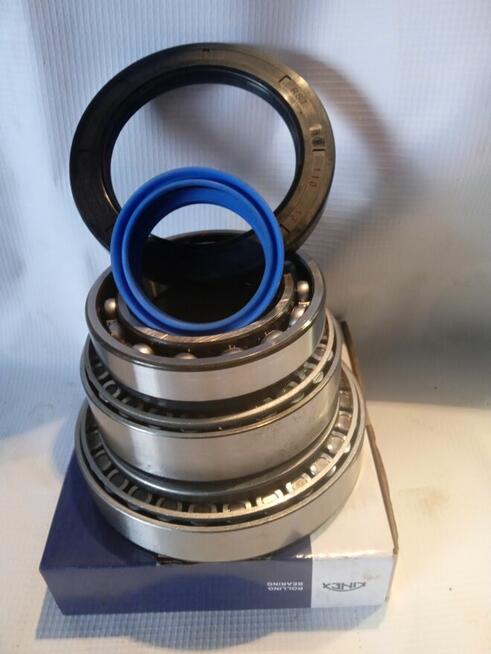 Głowica obrotowa do wiertnicy