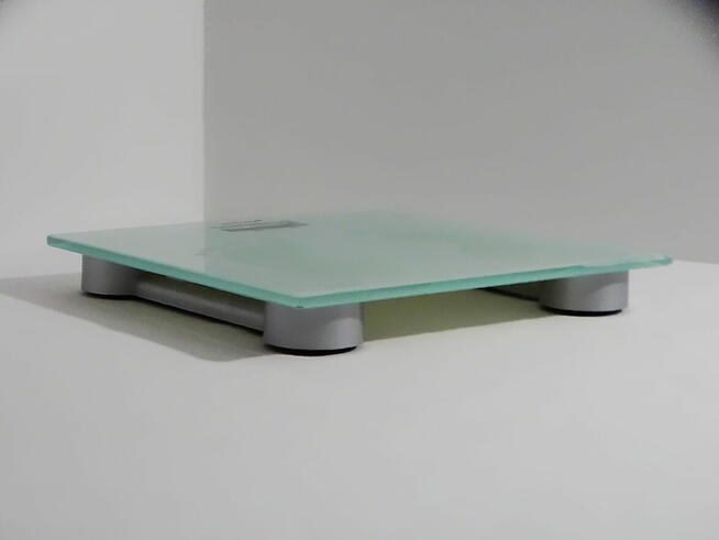 Korona szklana waga osobowa solidna i stabilna konstrukcja c