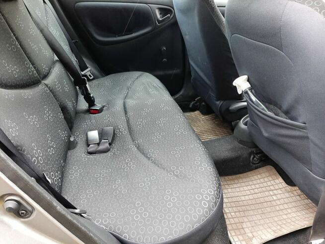 Toyota Yaris niezawodna, dobra blacha, dobre opony