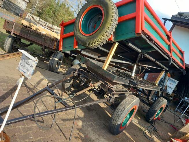 Przyczepa rolnicza, wywrotka 6 tonowa na 3 strony