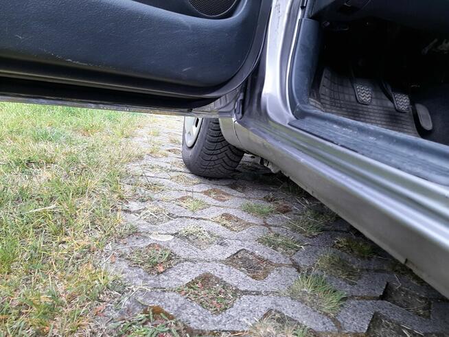 Toyota Yaris niezawodna, dobra blacha, dobre opony