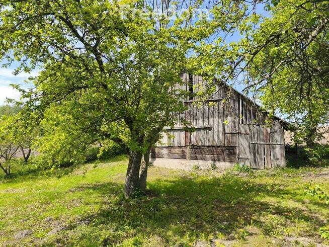 Urokliwe siedlisko z potencjałem – dom z historią!