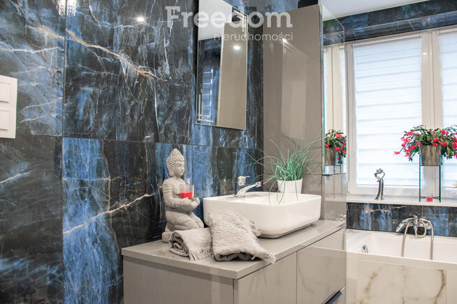 Dom Łaziska z potencjałem / ogród /