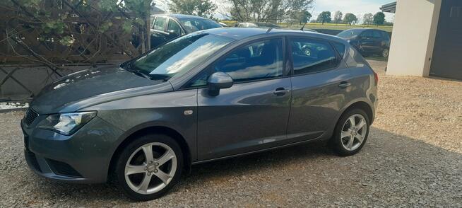 Seat Ibiza 2015r 5 drzwi Grzane Siedzenia, Czujniki Parkowania