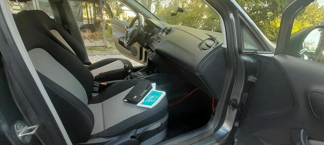 Seat Ibiza 2015r 5 drzwi Grzane Siedzenia, Czujniki Parkowania