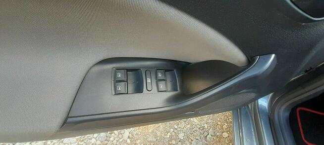 Seat Ibiza 2015r 5 drzwi Grzane Siedzenia, Czujniki Parkowania