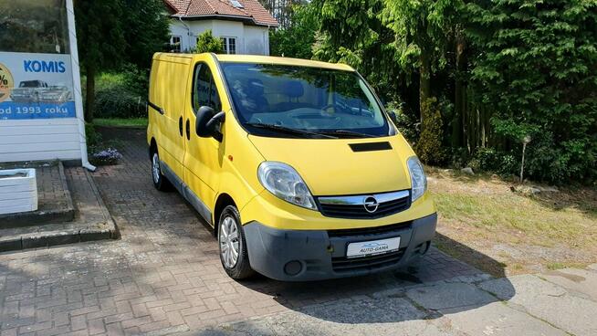 Opel Vivaro 2,0 DCI 90KM Sproadzony z Holandii I wlasciciel Bezwypadkowy !!