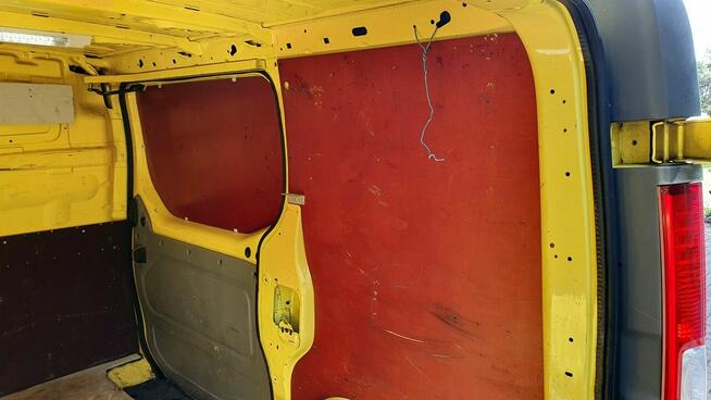 Opel Vivaro 2,0 DCI 90KM Sproadzony z Holandii I wlasciciel Bezwypadkowy !!