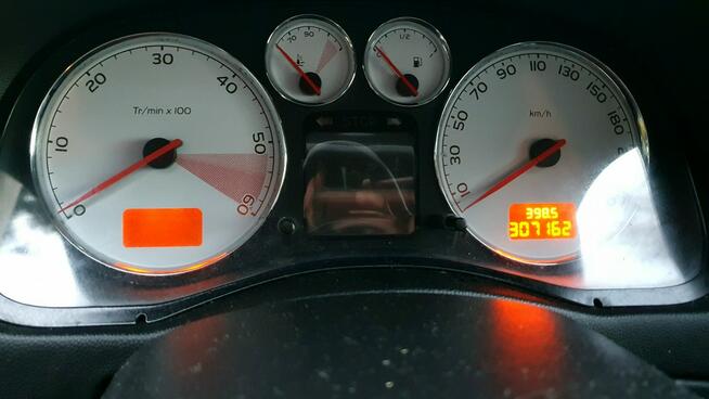 Peugeot 307 1,6 HDI z Niemiec Zarejestrowany Ladny kolor climatronic Zamiana !