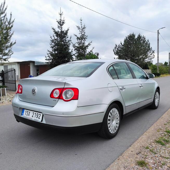 Volkswagen Passat b6 115km 2005rok 165.000km klima Stan Perfekcyjny