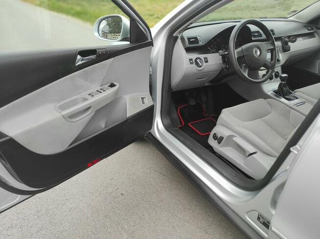 Volkswagen Passat b6 115km 2005rok 165.000km klima Stan Perfekcyjny