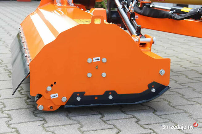 KOSIARKA TYLNO - BOCZNA ULTRA LIGHT Z WAŁKIEM WOM