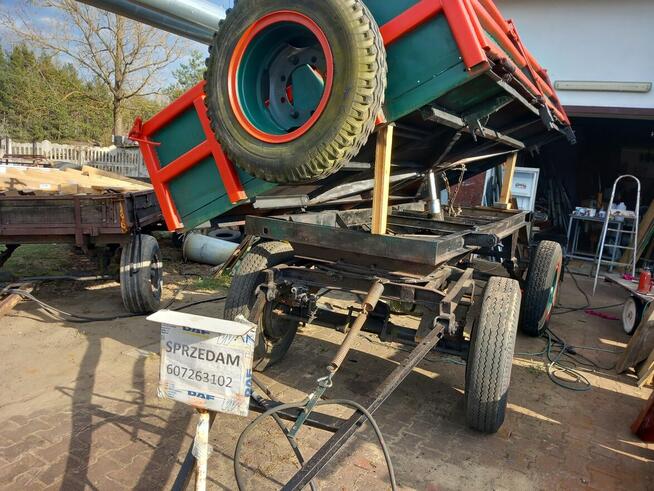 Przyczepa rolnicza, wywrotka 6 tonowa na 3 strony