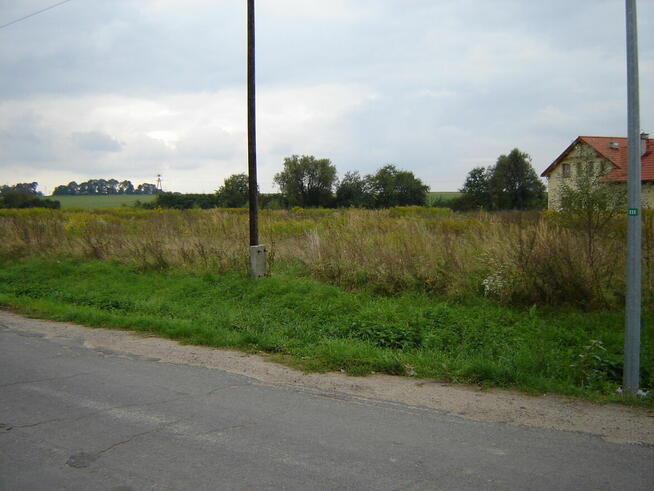 Ozorowice sprzedam atrakcyjną działkę budowlaną