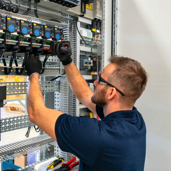 Elektryk zakładowy/ utrzymanie ruchu