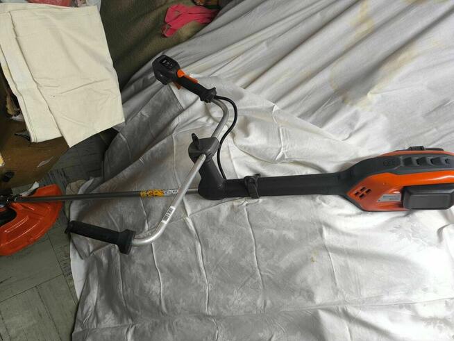 Nowa kosa wykaszarka akumulatorowa HUSQVARNA 525iRXT