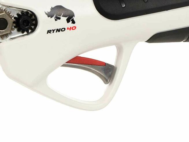 Sekator akumulatorowy włoskiej firmy CASTELLARI - RYNO 50