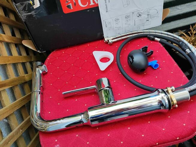 Kran Bateria Umywalkowa do zlewu zlewozmywak Srebrna Wylewka