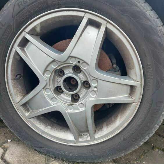 Felgi aluminiowe Seat-gwiazdy 16 cali z oponami