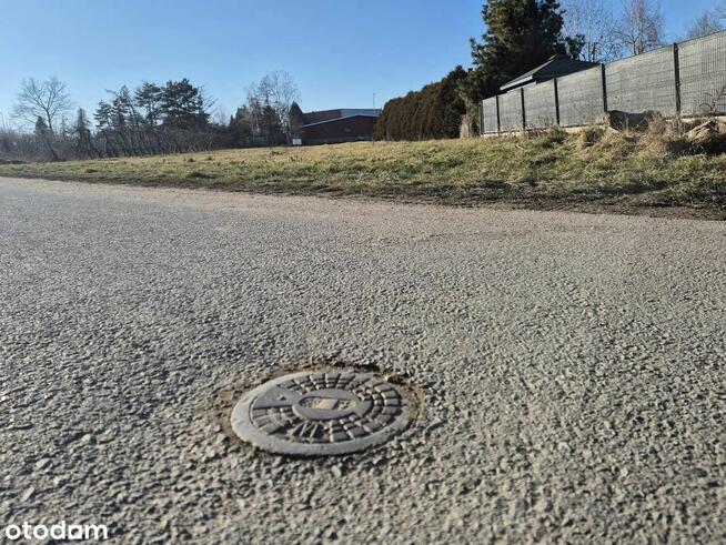 Pięknie położona działka - duże możliwości
