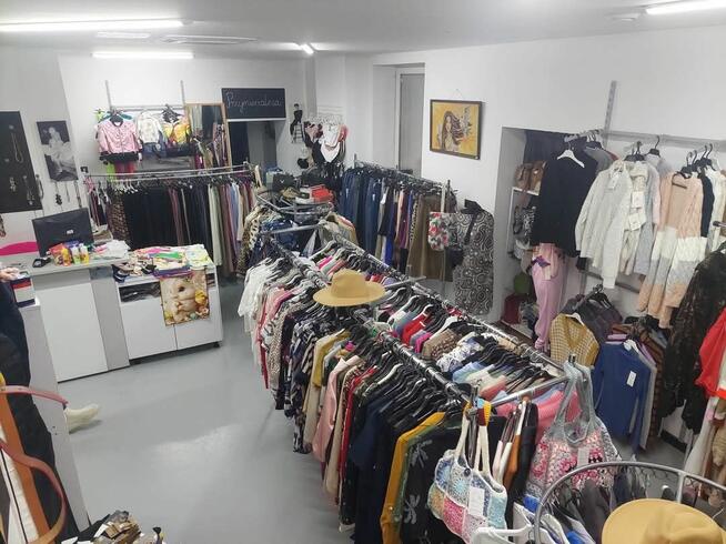 Wynajem lokal handlowy dwu poziomowy 180 m2 Katowice odstepn