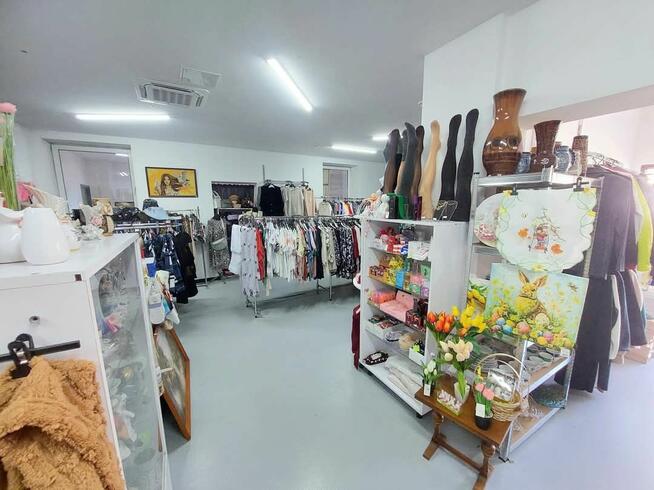 Wynajem lokal handlowy dwu poziomowy 180 m2 Katowice odstepn