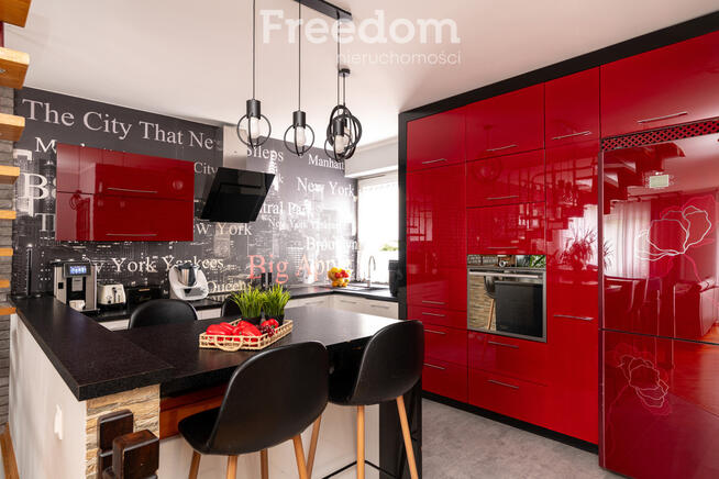 Dom gotowy do zamieszkania – spokojna lokalizacja