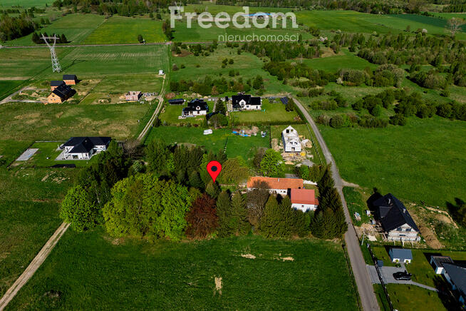 Dom z dużą działką ze stawem w Mirsku!