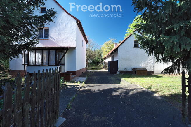 Dom z dużą działką ze stawem w Mirsku!