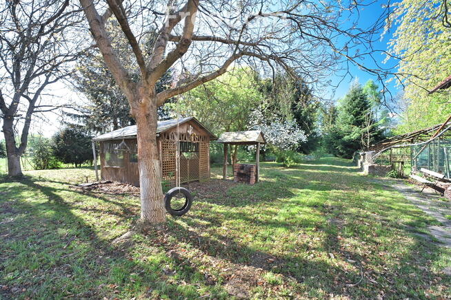 Dom z dużą działką ze stawem w Mirsku!