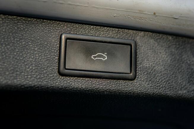 Škoda Kodiaq VAT 23% / panorama / Webasto / hak / 7 miejsc