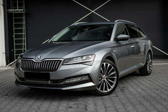 Škoda Superb DCC / VAT 23% / Canton / Asystenci / Hak / Webasto
