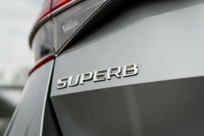 Škoda Superb DCC / VAT 23% / Canton / Asystenci / Hak / Webasto