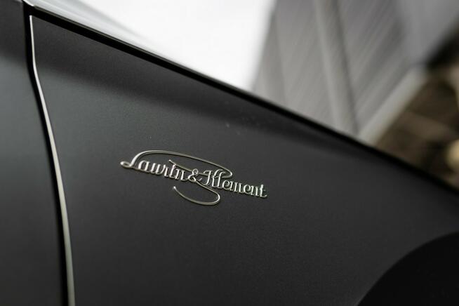 Škoda Superb DCC / VAT 23% / Canton / Asystenci / Hak / Webasto