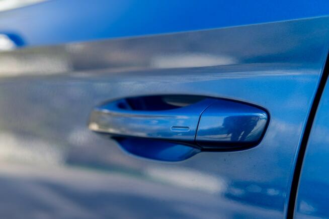 Škoda Superb DCC / VAT 23% / Canton / Asystenci / Hak / Webasto