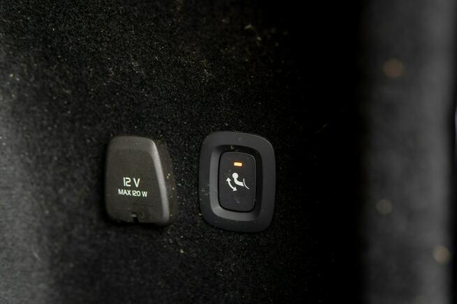 Volvo V60 Cross Country B4 AWD / Harman Kardon / Skóry / VAT 23% / Hak / BLISS / ASO