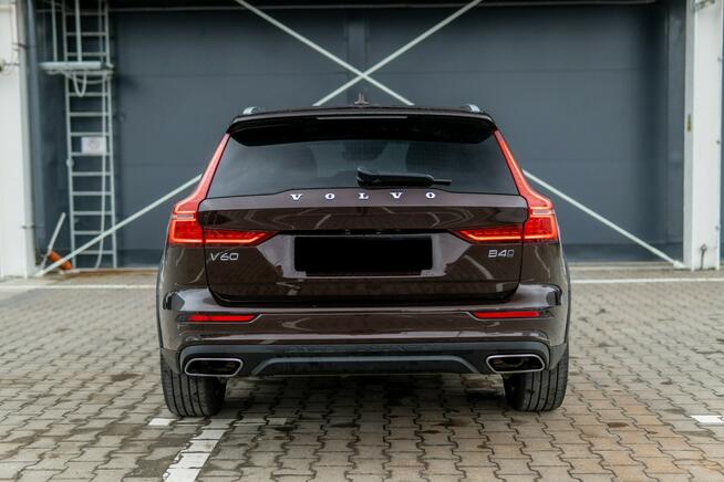 Volvo V60 Cross Country B4 AWD / Harman Kardon / Skóry / VAT 23% / Hak / BLISS / ASO