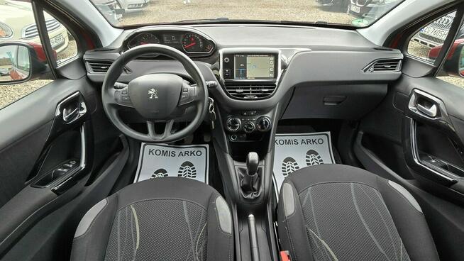 Peugeot 208 navi, PDC
