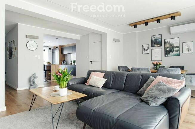 Komfortowy dom szeregowy na Wrzosach po remoncie